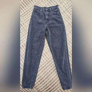 Levis high rise taper